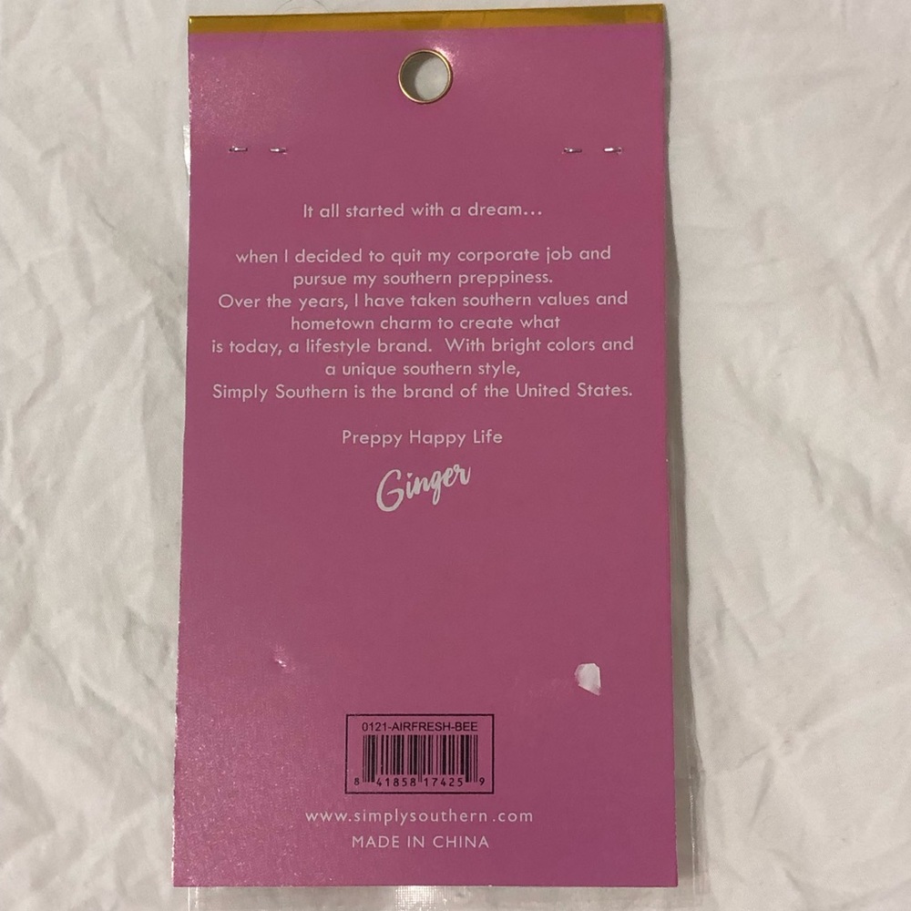 5/$25 Simply Southern Car Air Fresheners 🐝 - Picture 2 of 2